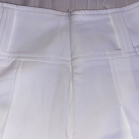 White tennis skirt - Picture 3 of 5